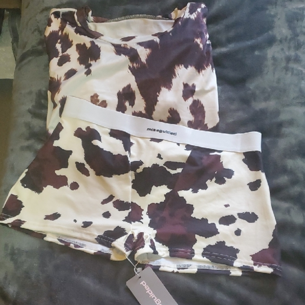 Missguided Cream and Brown Cow Print Women’s Shorts